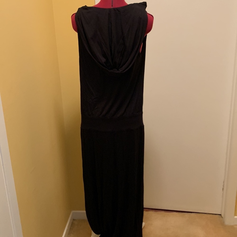 Trina Turk Sleeveless Maxi Dress/cowl neck & hoodie Effortless Midnight Allure - Picture 9 of 14